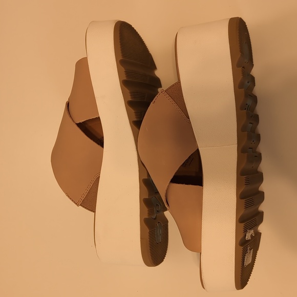 Sorel Women's Flatform Mule Sandals Honest Beige Sea Salt Size 9.5 - Picture 7 of 10